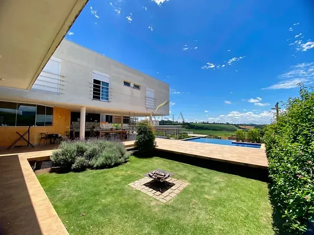 Casa com 1000m² 4 quartos e 6 banheiros, à venda, no bairro Residencial Águas Claras em Piracaia