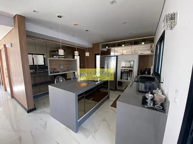 Sobrado com 360m² 3 quartos e 6 banheiros, à venda, no bairro Residencial Village das Flores em Jundiaí