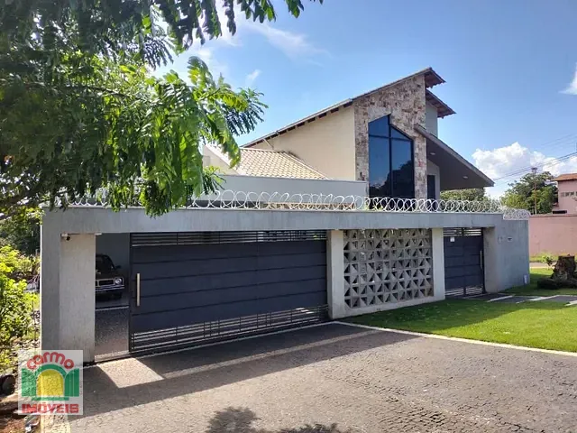 Sobrado com 420m² 3 quartos e 3 banheiros, à venda, no bairro Anápolis City em Anápolis