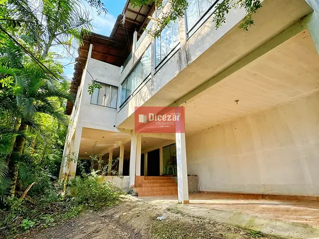 Sobrado com 3680m² 3 quartos e 2 banheiros, à venda, no bairro Praia Alegre em Penha