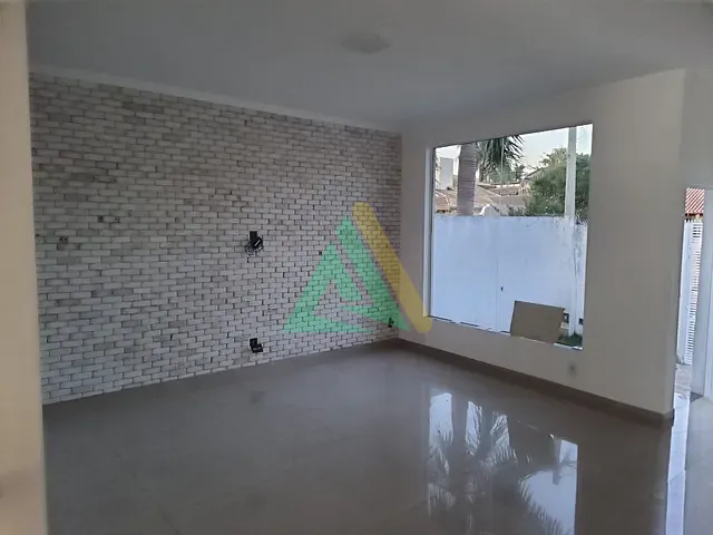 Sobrado com 150m² 4 quartos e 4 banheiros, à venda, no bairro Jardim Elite em Mogi Mirim