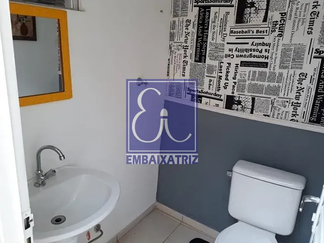 Sobrado com 100m² 2 quartos e 2 banheiros, à venda ou para alugar, no bairro Jardim Limoeiro em São José dos Campos