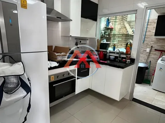 Sobrado 2 quartos e 1 banheiro, à venda, no bairro Jardim Guairaca em São Paulo