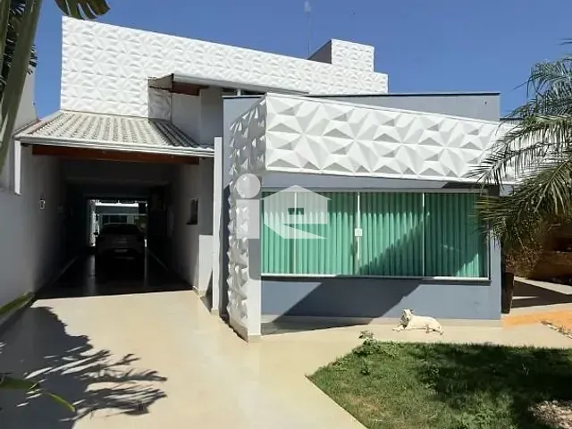Sobrado com 512m² 5 quartos e 4 banheiros, à venda, no bairro Manoel Müller em Rolândia
