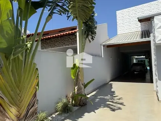 Sobrado com 512m² 5 quartos e 4 banheiros, à venda, no bairro Manoel Müller em Rolândia