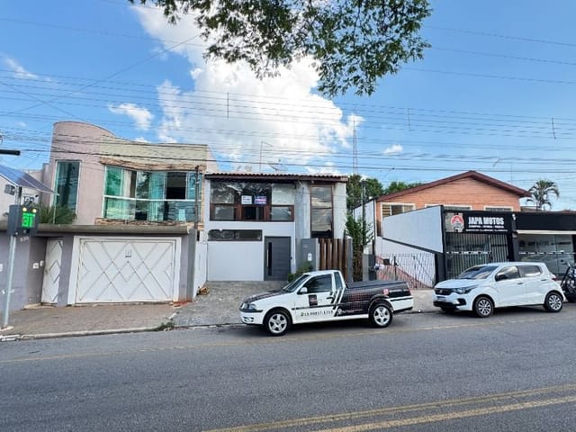 Sobrado com 249m², à venda, no bairro Vila Doutor Laurindo em Tatuí