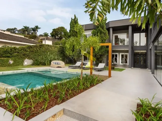 Sobrado com 1250m² 6 quartos e 8 banheiros, à venda, no bairro Tamboré em Barueri