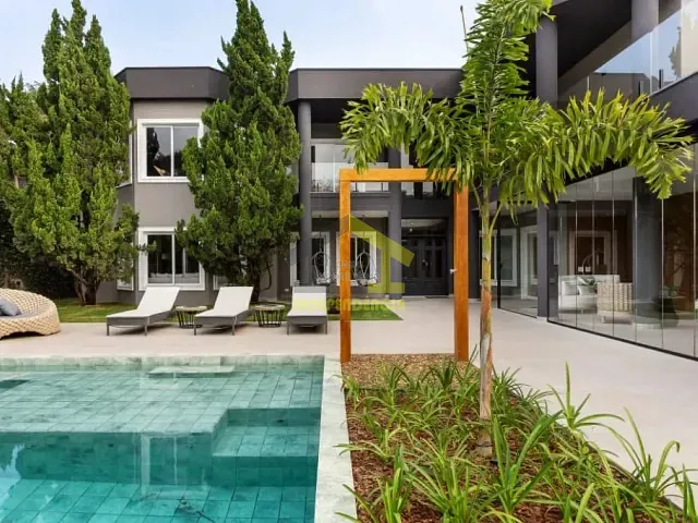 Sobrado com 1250m² 6 quartos e 8 banheiros, à venda, no bairro Tamboré em Barueri