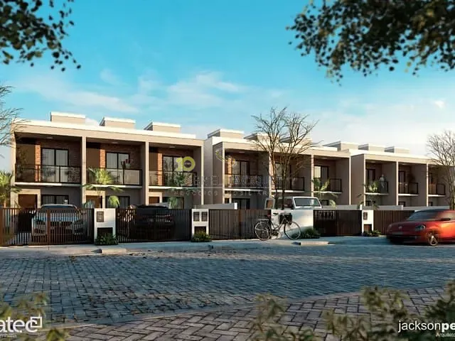 Sobrado com 150m² 2 quartos e 2 banheiros, à venda, no bairro Sertão do Maruim em São José