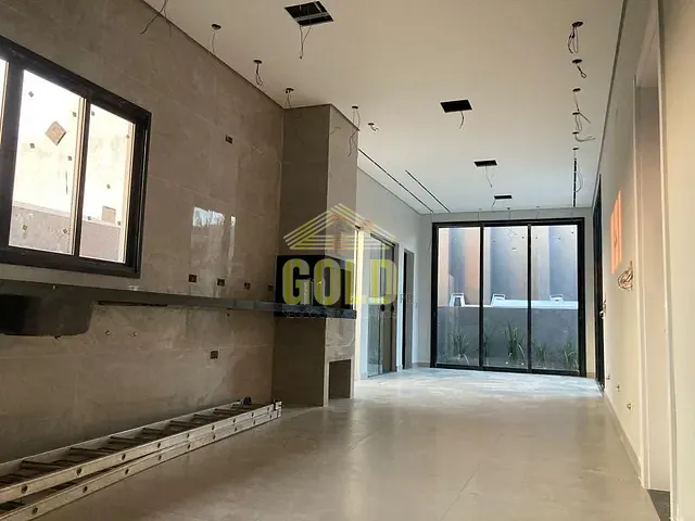 Sobrado com 264m² 3 quartos e 5 banheiros, à venda, no bairro Jardim Morumbi em Londrina