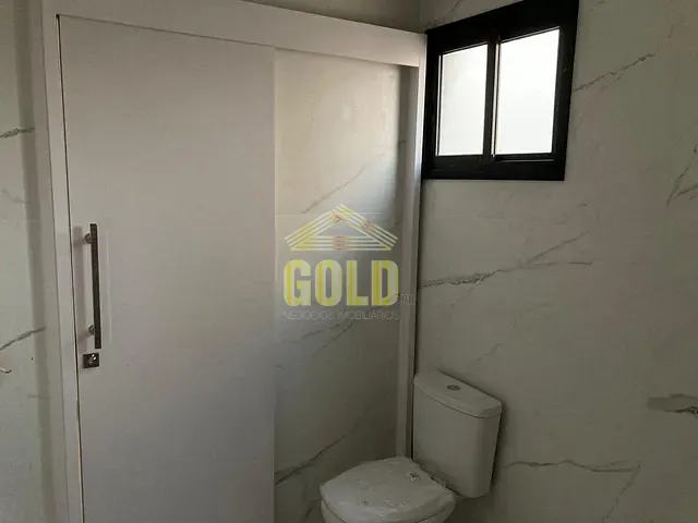 Sobrado com 264m² 3 quartos e 5 banheiros, à venda, no bairro Jardim Morumbi em Londrina