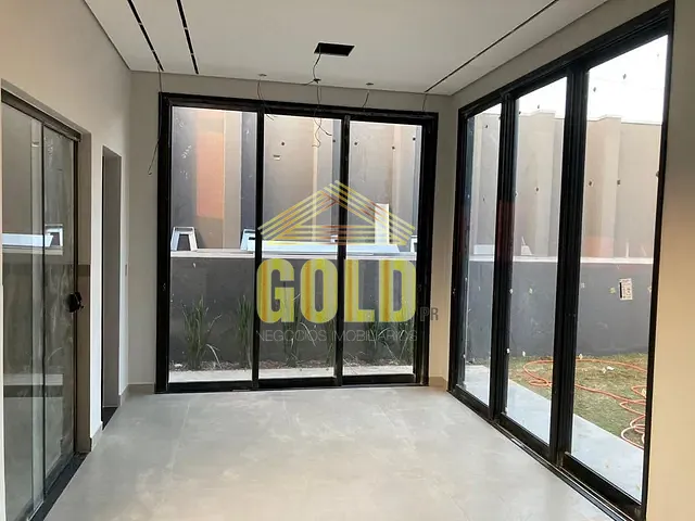 Sobrado com 264m² 3 quartos e 5 banheiros, à venda, no bairro Jardim Morumbi em Londrina