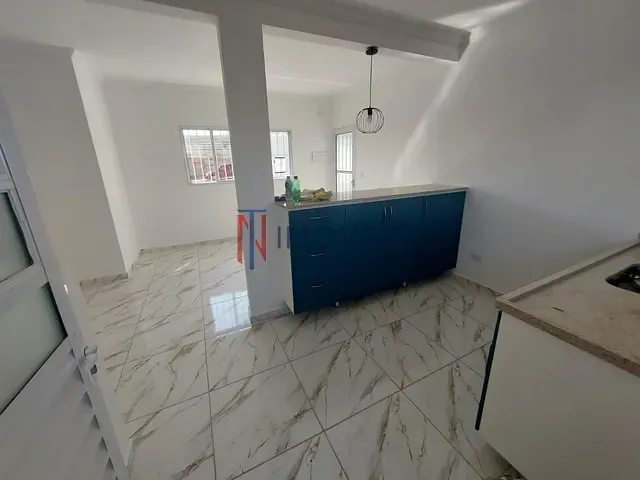Sobrado com 75m² 2 quartos e 1 banheiro, à venda ou para alugar, no bairro Nova Cerejeiras em Atibaia