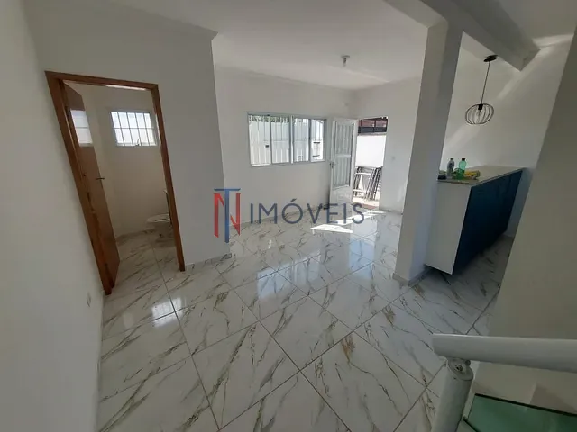 Sobrado com 75m² 2 quartos e 1 banheiro, à venda ou para alugar, no bairro Nova Cerejeiras em Atibaia