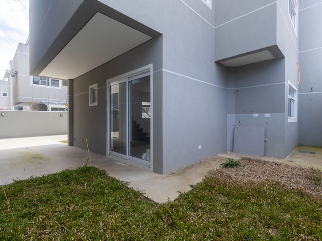 Sobrado com 95m² 3 quartos e 2 banheiros, à venda, no bairro Bairro Alto em Curitiba