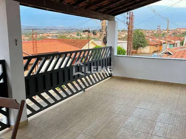Sobrado 3 quartos e 1 banheiro, à venda, no bairro Núcleo Habitacional Nenê Pereira Lima em Mococa