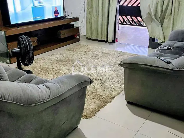 Sobrado 3 quartos e 1 banheiro, à venda, no bairro Núcleo Habitacional Nenê Pereira Lima em Mococa