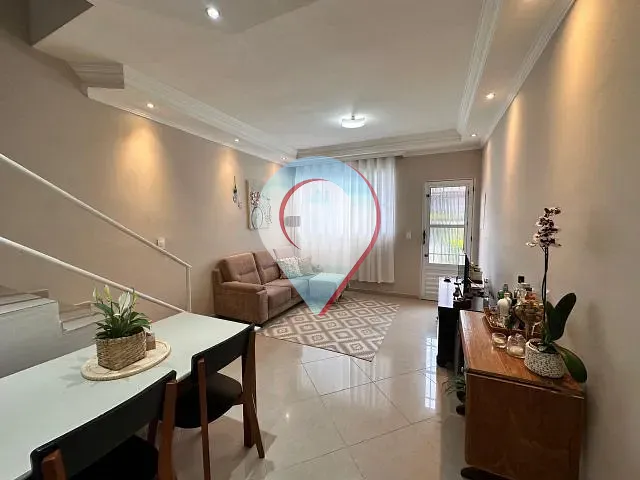 Sobrado com 96m² 2 quartos e 2 banheiros, à venda, no bairro Jardim Martins em Jundiaí