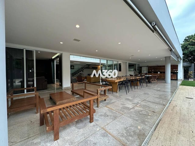 Sobrado com 874m² 3 quartos e 5 banheiros, à venda, no bairro Cidade Vera Cruz em Aparecida de Goiânia