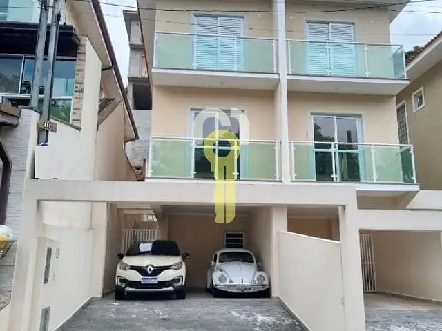 Sobrado com 125m² 3 quartos e 3 banheiros, à venda, no bairro Jardim Rio das Pedras em Cotia