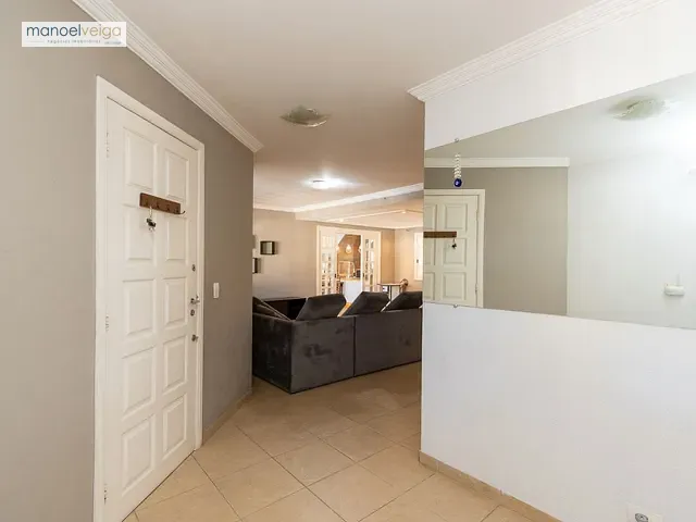 Sobrado com 227m² 3 quartos e 3 banheiros, para alugar, no bairro Boa Vista em Curitiba