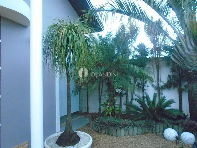 Sobrado com 300m² 3 quartos e 3 banheiros, à venda, no bairro Jardim Conservani em Artur Nogueira