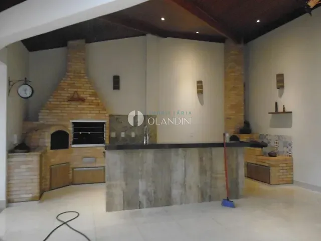 Sobrado com 300m² 3 quartos e 3 banheiros, à venda, no bairro Jardim Conservani em Artur Nogueira