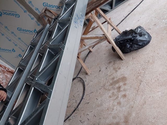Sobrado com 250m² 3 quartos e 3 banheiros, à venda, no bairro Ermo em Guaíba
