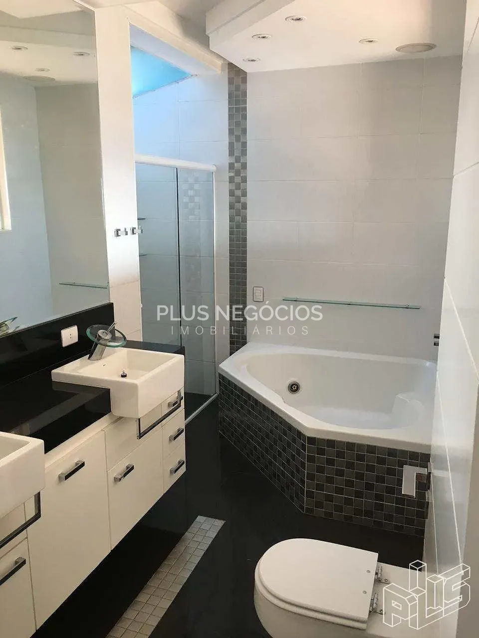 Sobrado, 3 quartos, 308 m² - Foto 22