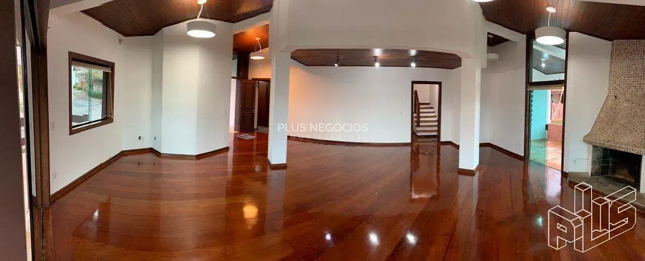Sobrado, 3 quartos, 308 m² - Foto 1