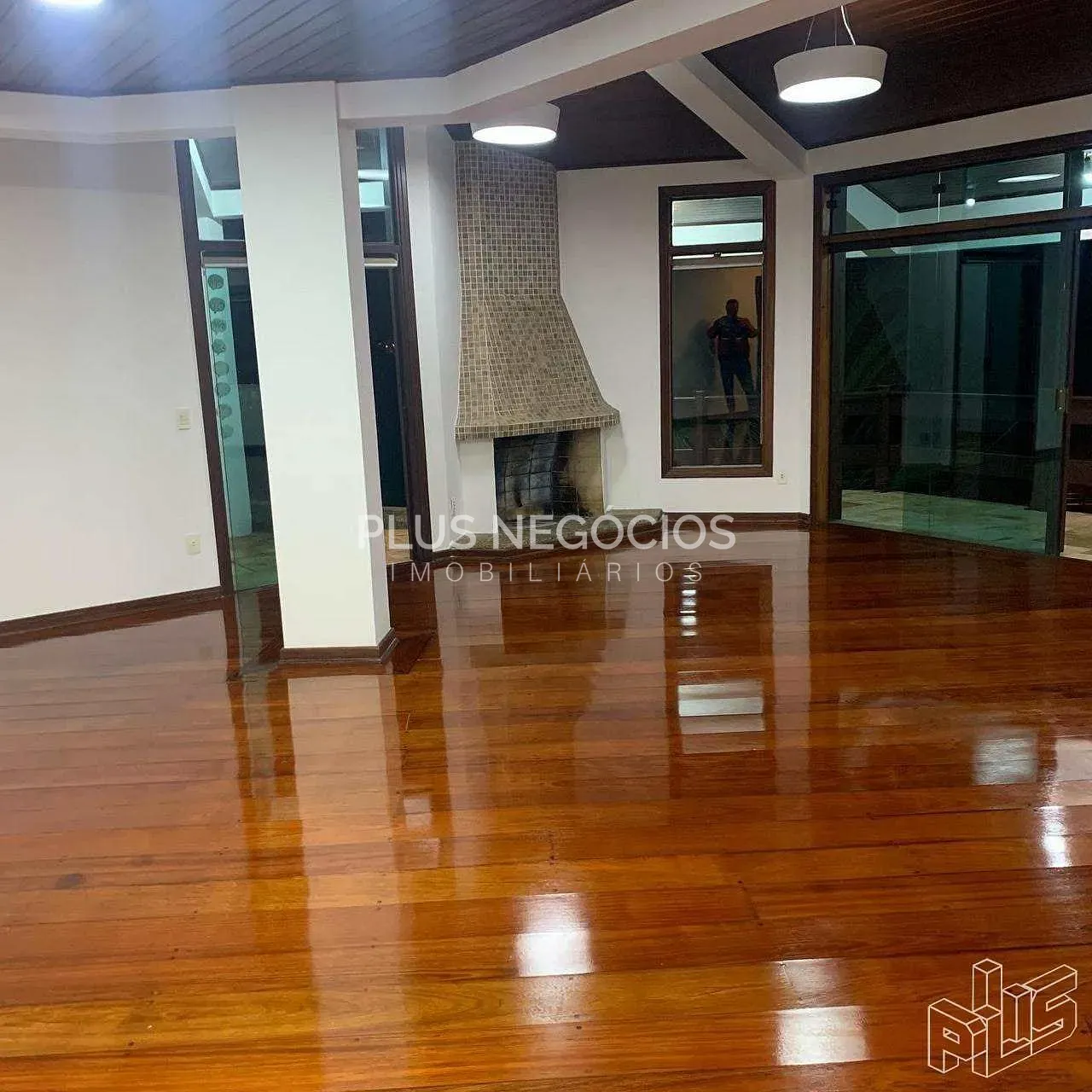 Sobrado, 3 quartos, 308 m² - Foto 4