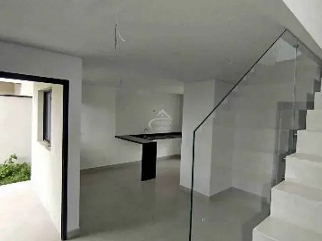 Sobrado com 100m² 2 quartos e 3 banheiros, à venda, no bairro Boraceia em Bertioga