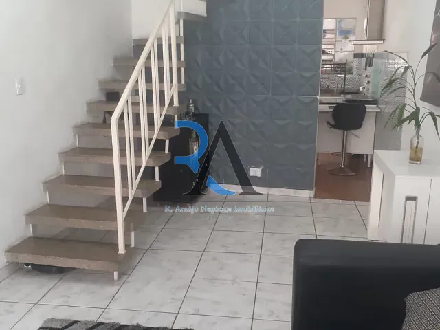 Sobrado 2 quartos e 1 banheiro, à venda, no bairro Quarta Parada em São Paulo