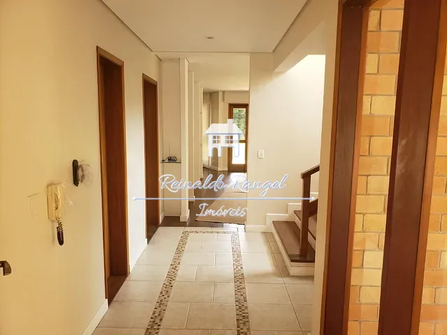 Sobrado com 560m² 4 quartos e 5 banheiros, à venda, no bairro Jardim Marajoara em São Paulo