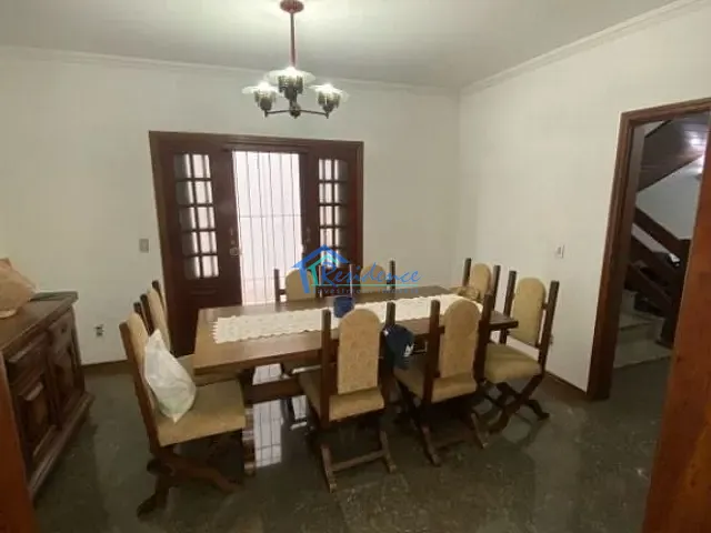 Sobrado com 300m² 3 quartos e 3 banheiros, à venda, no bairro Cidade Nova I em Indaiatuba