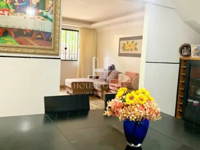 Sobrado com 180m² 5 quartos e 3 banheiros, à venda, no bairro Setor Jaó em Goiânia