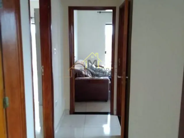 Sobrado com 200m² 4 quartos e 3 banheiros, à venda, no bairro Jardim Guaxupé em Guaxupé