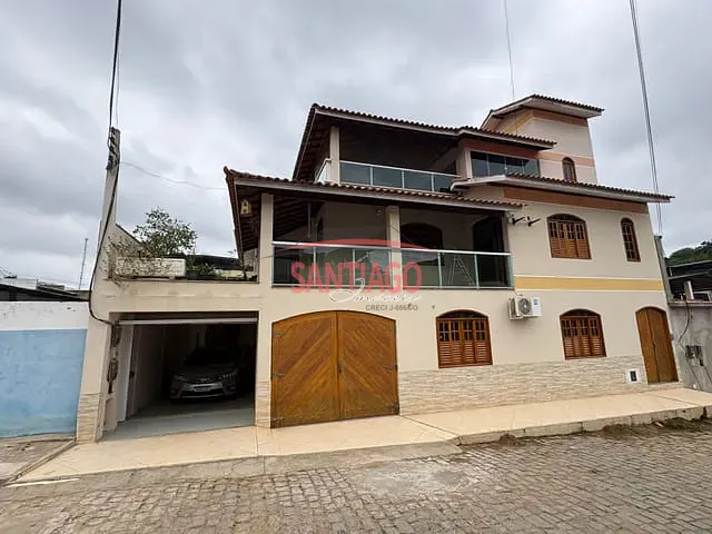 Sobrado 4 quartos e 1 banheiro, para alugar, no bairro Arraialzinho em Santo Antônio de Pádua