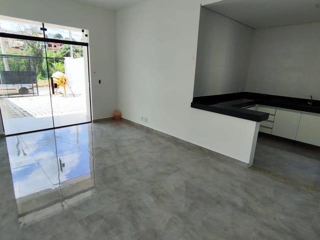 Foto do Sobrado - Casa geminada com área privativa e entrada individual, 3 quartos, sendo 1 deles suíte, no (Vale das Orquídeas), Nacional - Contagem, MG | Fifty Imóveis