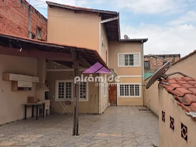 Sobrado com 10m² 2 quartos e 2 banheiros, à venda, no bairro Conjunto Residencial Dom Pedro II em São José Dos Campos