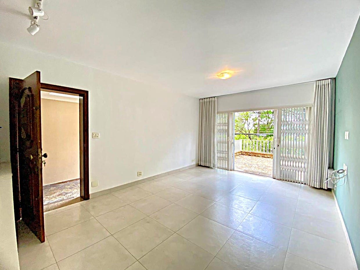 Sobrado, 3 quartos, 220 m² - Foto 2
