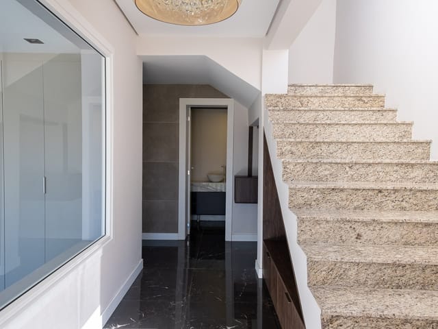 Casa com 256m² 3 quartos e 4 banheiros, à venda, no bairro São Gonçalo em Pelotas