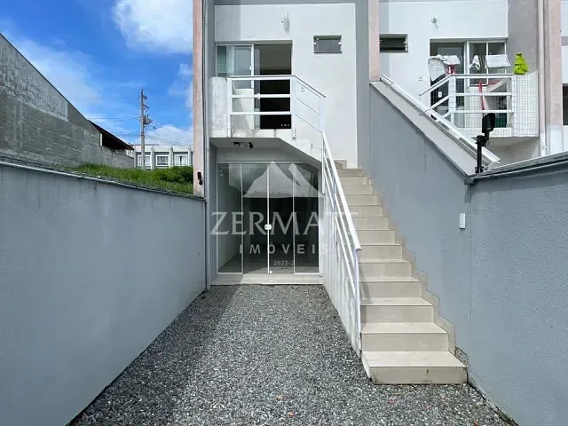 Sobrado com 120m² 2 quartos e 1 banheiro, para alugar, no bairro Fidélis em Blumenau