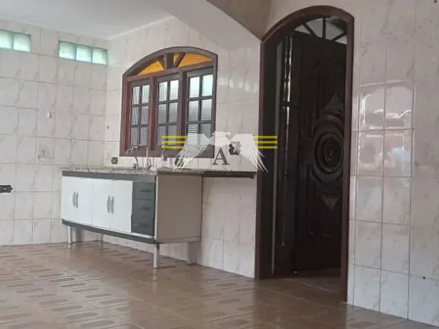 Sobrado 6 quartos e 3 banheiros, à venda, no bairro Vila Londrina em São Paulo