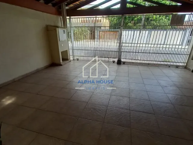 Sobrado com 300m², à venda, no bairro Vila Bourghese em Pindamonhangaba