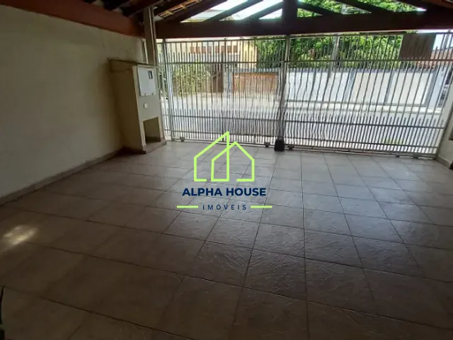 Sobrado com 300m², à venda, no bairro Vila Bourghese em Pindamonhangaba
