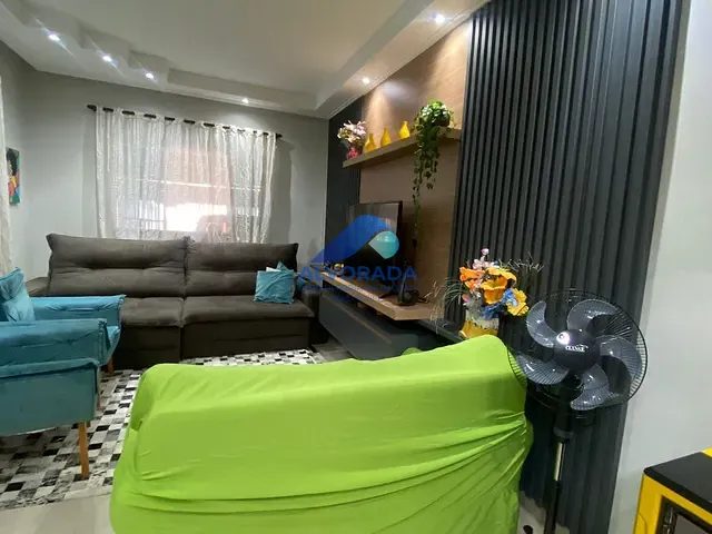 Sobrado com 125m² 3 quartos e 3 banheiros, à venda, no bairro Jardim Limoeiro em São José dos Campos