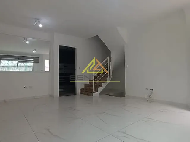 Sobrado 3 quartos e 3 banheiros, à venda, no bairro Chora Menino em São Paulo