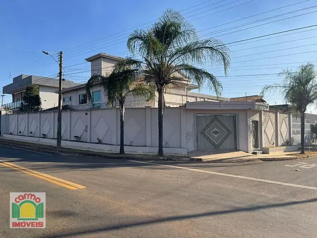 Sobrado com 468m² 4 quartos e 3 banheiros, à venda, no bairro Anápolis City em Anápolis