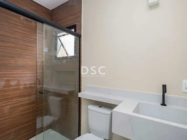 Sobrado 3 quartos e 3 banheiros, à venda, no bairro Barreirinha em Curitiba